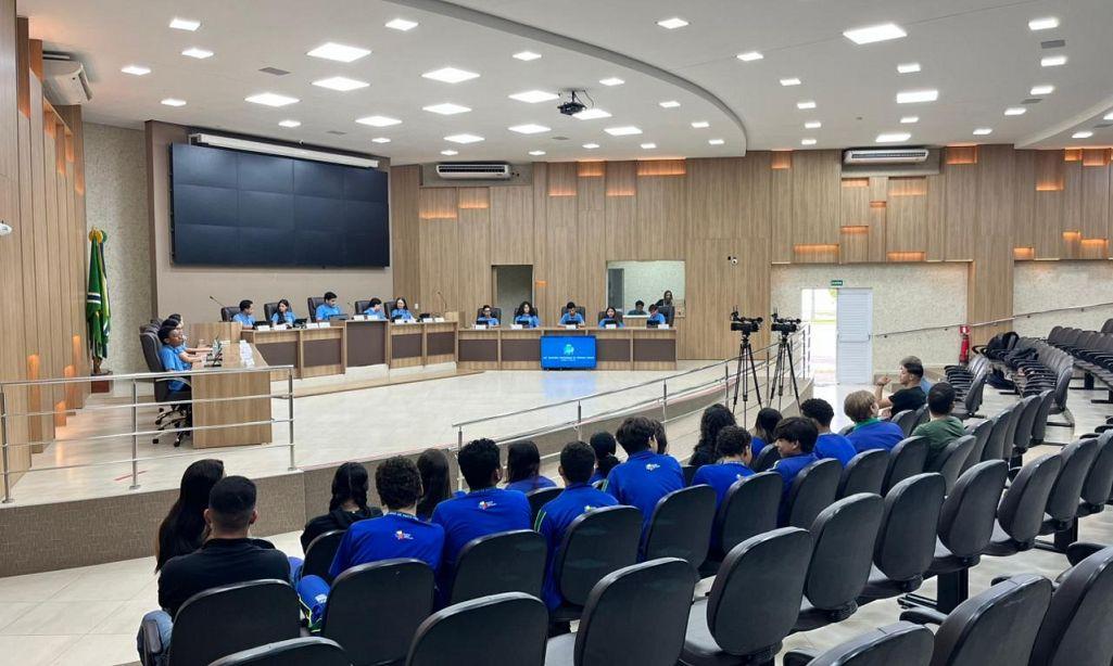 Câmara Mirim de Sinop aprova sugestões de projetos e de indicações sobre educação, infraestrutura e inclusão