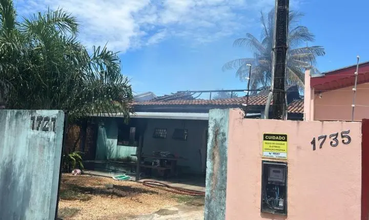 Incêndio atinge residência no Jardim Imperial em Sinop e mobiliza Corpo de Bombeiros